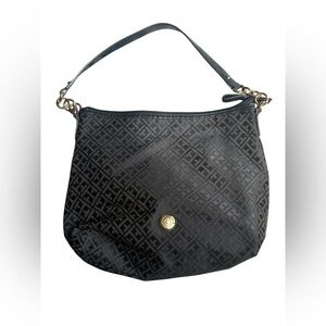 Tommy Hilfiger Black Patterned Hobo Bag Logo textured jacquard city chic neutral